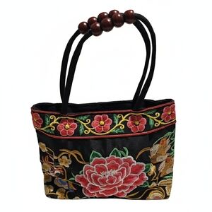 NWOT Asian Inspired Peony Embroidered Bag Wooden Bead Handle Boho Satin Purse